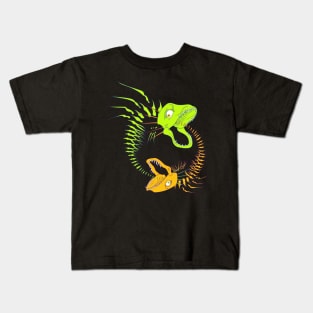 Pisces Yin Yang boney bite Kids T-Shirt